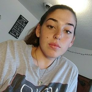 Meet your Posher, Jade